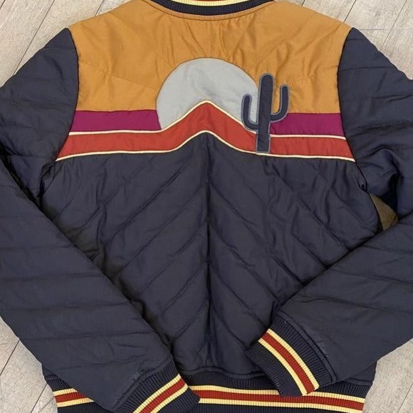 NWOT Classic Rock Couture Sonoran Sunrise Jacket SZ: SM - Picture 2 of 10